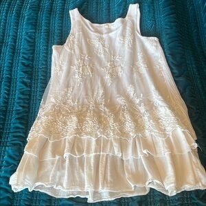 White Sleeveless Scoop Neck Tiered Top